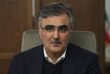 عرضه ارز 28500 تومانی نیمایی از روز آینده/ بانک مرکزی برای کاهش نرخ ارز آزاد ورود می کند