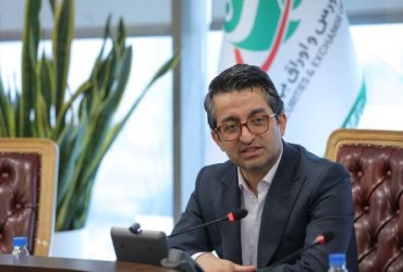 معاون سازمان بورس: بازار سرمایه از شرایط اضطراب خارج شده است/ رضایت فعالان بازار از عدم دخالت دولت